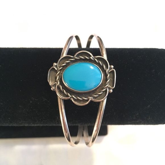 Vintage Sterling And Turquoise Bracelet - Picture 6 of 7